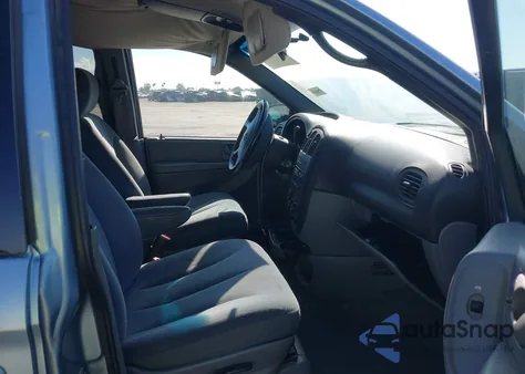 2004 Dodge Grand Caravan Sxt from USA, damaged, VIN 2D8GP44L44R602595